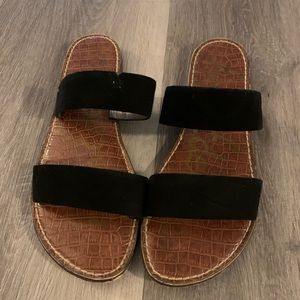 Sam Edelman double cover slides in black